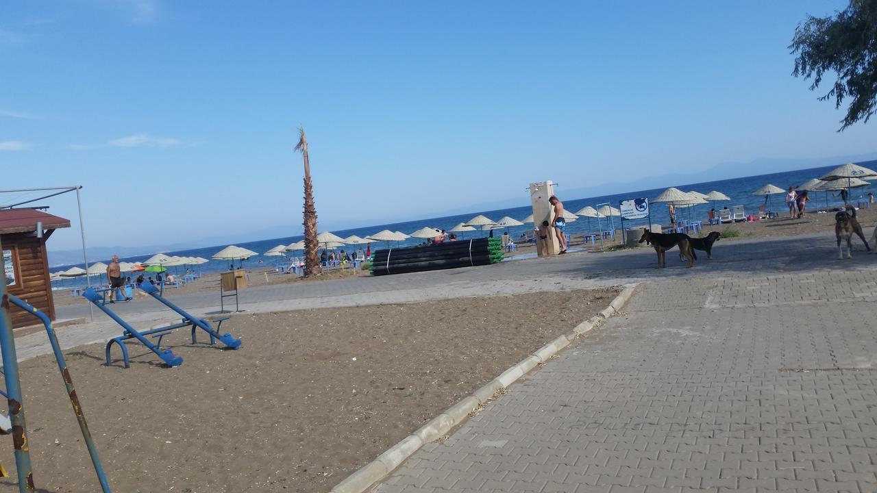 Ata Apart Hotels Ürkmez Buitenkant foto