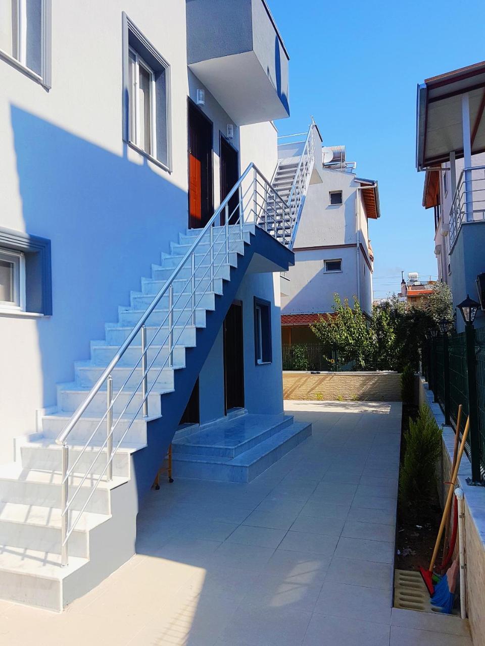 Ata Apart Hotels Ürkmez Buitenkant foto